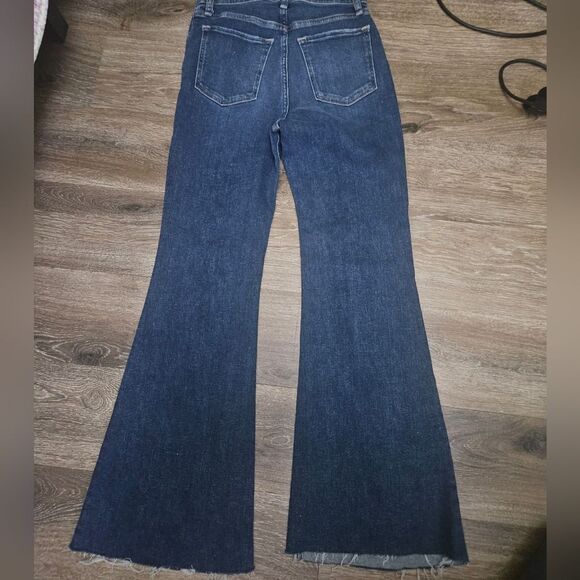 Abercrombie & Fitch The Flare Ultra High Rise Jean 26 / 2 short - Picture 12 of 13